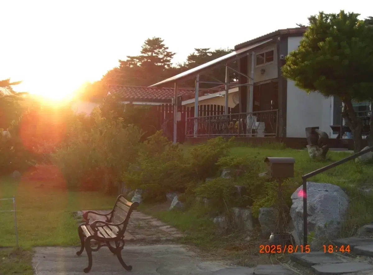 thumbnail-9